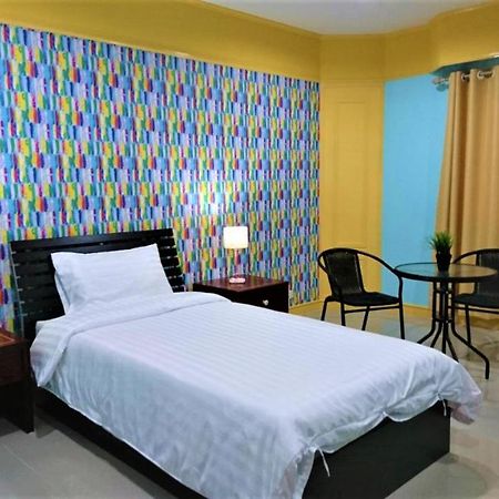 โรงแรมเมืองเพรียวอินน์ Mueang Phriao Inn Hotel Sara Buri Zewnętrze zdjęcie