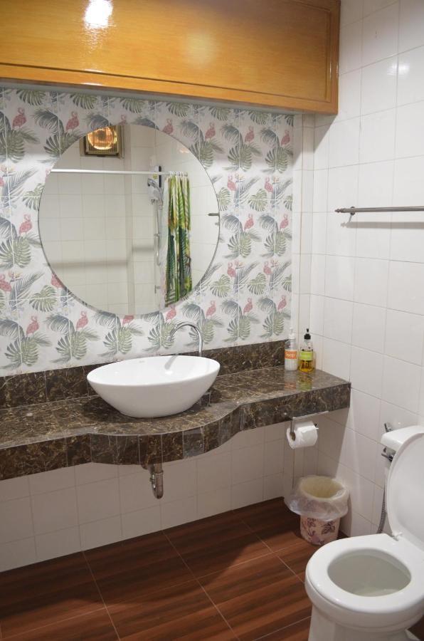 โรงแรมเมืองเพรียวอินน์ Mueang Phriao Inn Hotel Sara Buri Zewnętrze zdjęcie